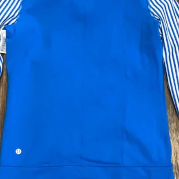 🌸 Lululemon Blue Workout Jacket 🌸 - Picture 4 of 9